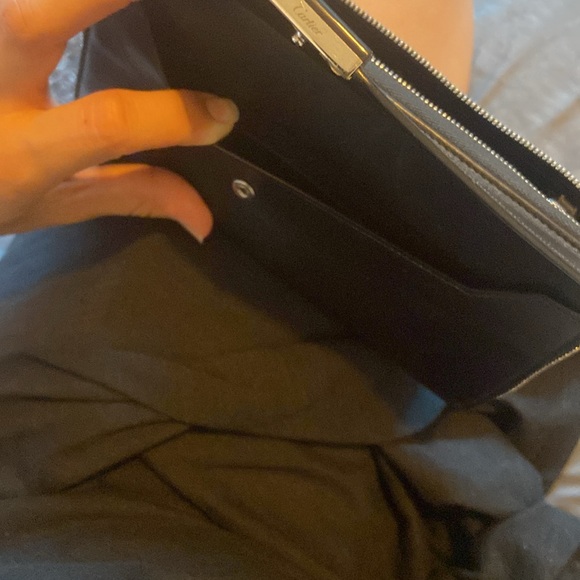 Authentic Cartier Wallet , as is . Bought off The Real Real - Picture 9 of 12
